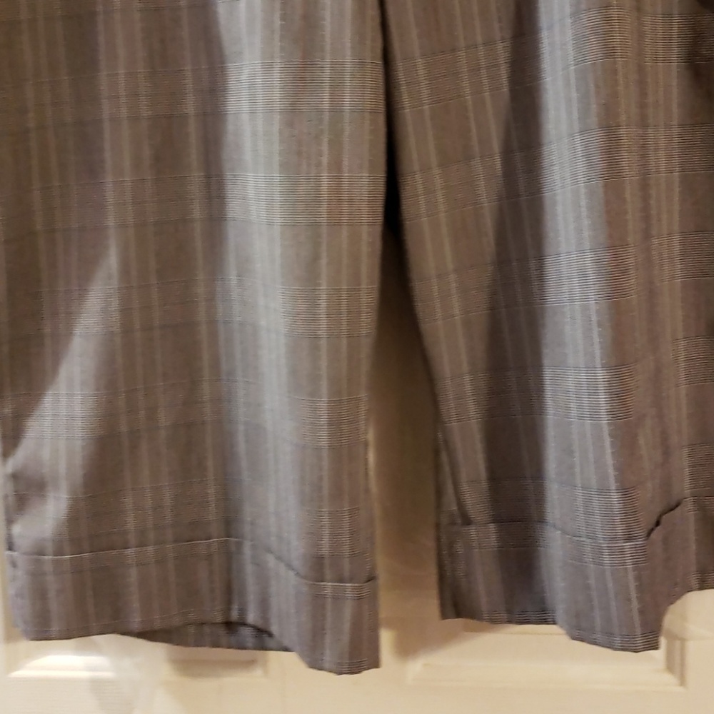 Cropped pants - Picture 2 of 4